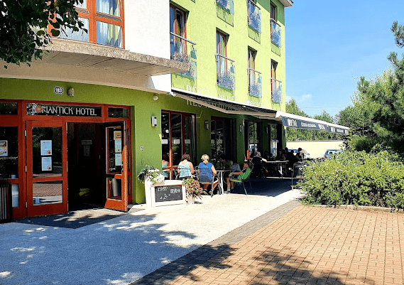 Řízková restaurace Kopretina – Třeboň, K Bertě
