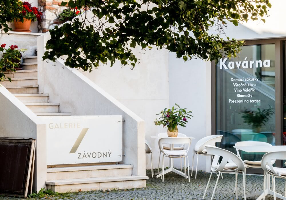 Kavárny Galerie Závodný – Mikulov, Husova