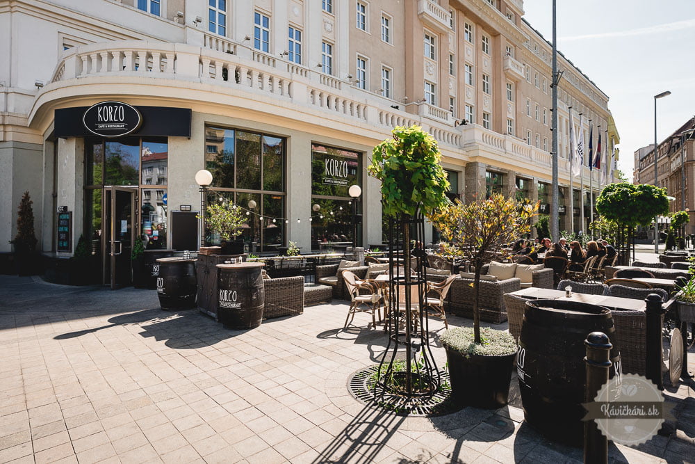 Korzo restaurant – Bratislava, Hviezdoslavovo námestie