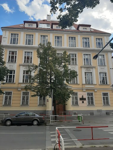 Základní škola Karla Čapka – Praha 10, Kodaňská