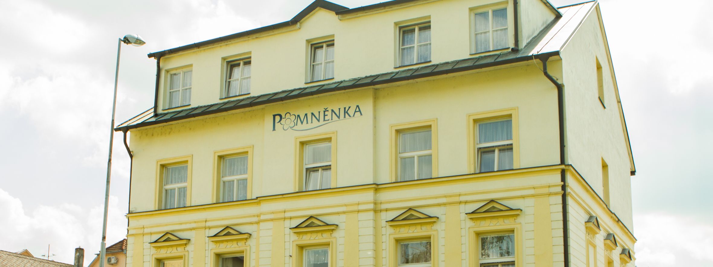 Penzion a Restaurace Pomněnka – Luhačovice